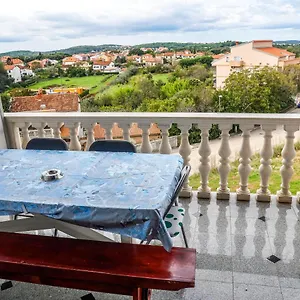 Gasthof Veli Vrh, Pula